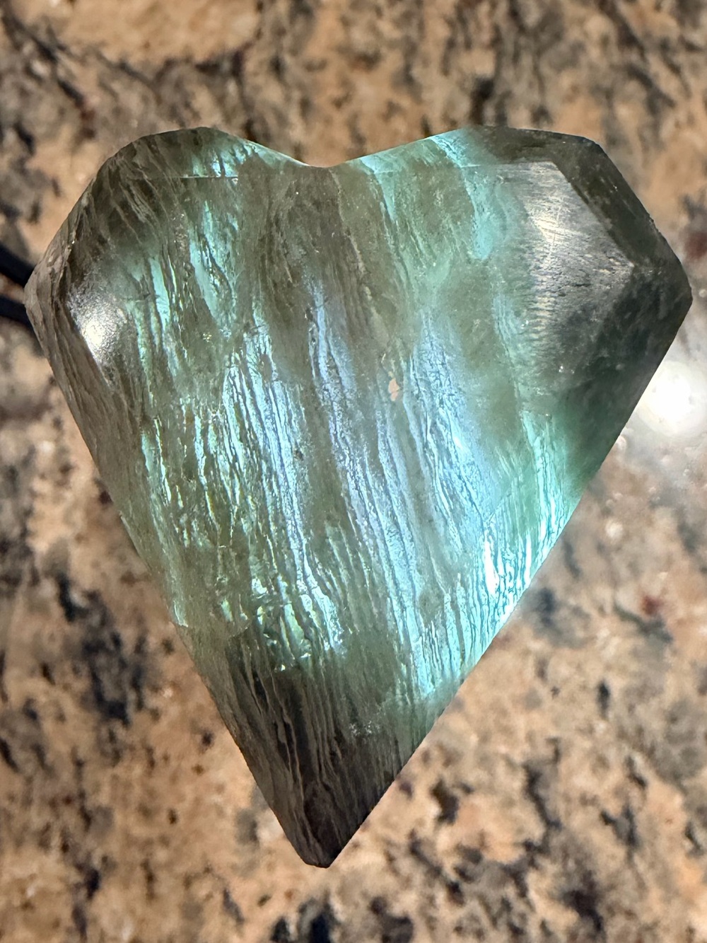 2in Faceted Thousand Layer Heart - Picture 2 of 3